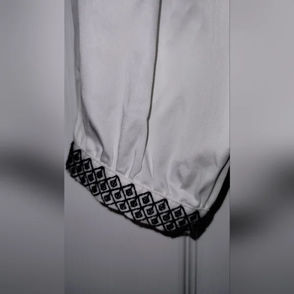 Elizabeth James Women's Pheasant Blouse - Picture 7 of 12